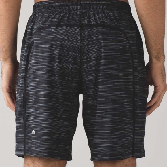 Lululemon Pace Breaker Short 9” Men’s M – Less Space Black Dark Slate Athletic - Picture 2 of 10